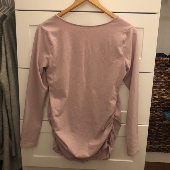 🌟5/$25⭐️🤰🏻Maternity Long Sleeve Tee - Picture 2 of 3